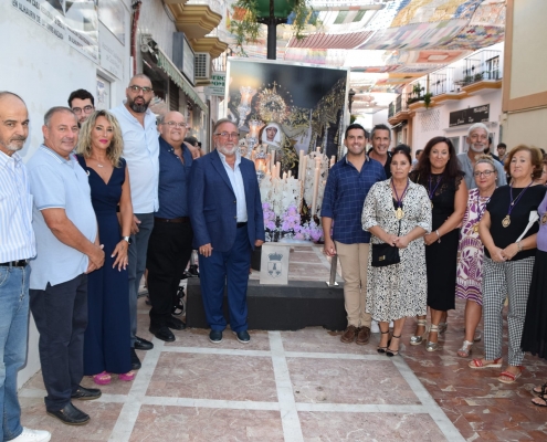INAUGURADA LA EXPOSICIÓN FOTOGRÁFICA POR EL 50 ANIVERSARIO DE LA VIRGEN DE LOS DOLORES