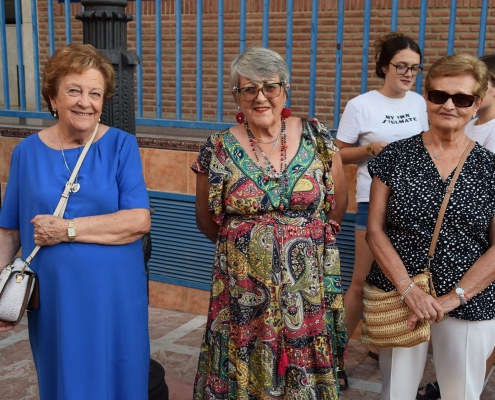 INAUGURADA LA EXPOSICIÓN FOTOGRÁFICA POR EL 50 ANIVERSARIO DE LA VIRGEN DE LOS DOLORES
