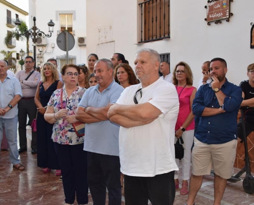 INAUGURADA LA EXPOSICIÓN FOTOGRÁFICA POR EL 50 ANIVERSARIO DE LA VIRGEN DE LOS DOLORES
