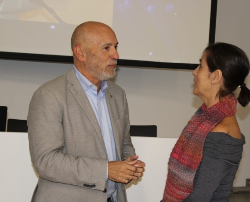 Emotivo reconocimiento del Centro Sesmero a Guillermo Busutil y a Mariano Pozo en la Biblioteca